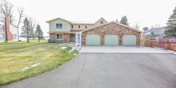 1924 Mount Carmel Drive NE