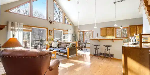 1617 Interlachen