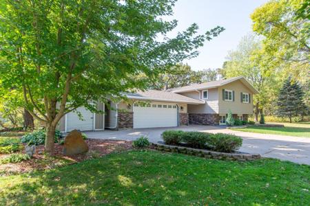 15095 Mary Lane