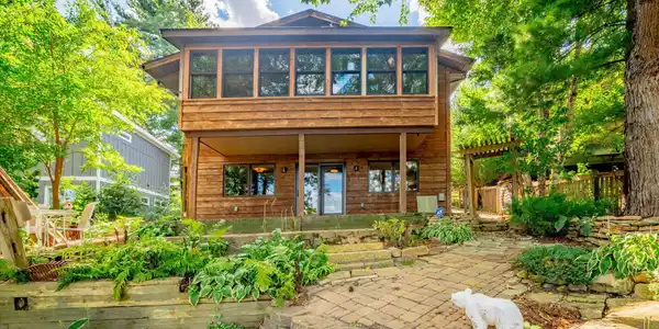 420 McCarrons Boulevard S