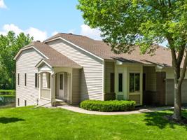 1475 Summit Shores