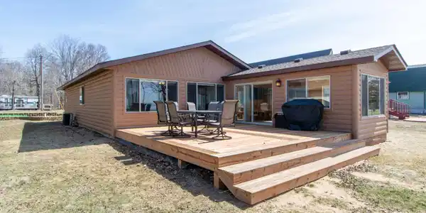 44339 Bow Lane
