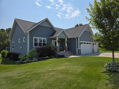 1837 Spruce Grove Trail