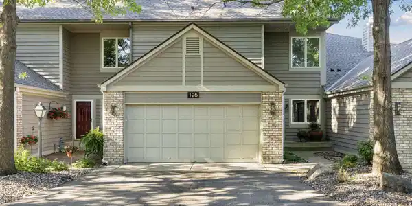 125 Wildwood Bay Drive
