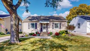 627 14th NE