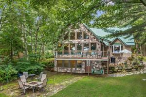 9286 Edgewater S