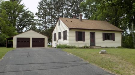 305 SE 11th Avenue
