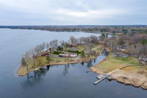 770 Lakeshore Drive