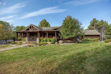 1116 Sand Lake Drive NW