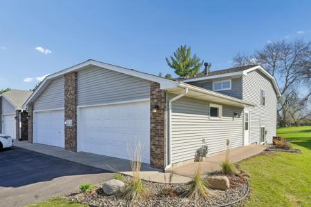 7176 218th Street N