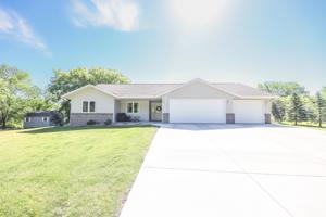 1311 Deerwood NE