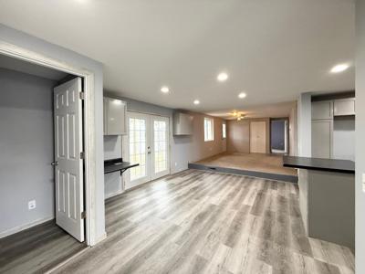 11097 Lakeview Heights Road