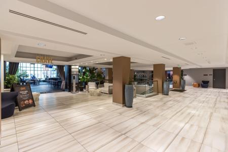 220 Broadway Avenue S