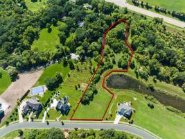 1643 River Shore