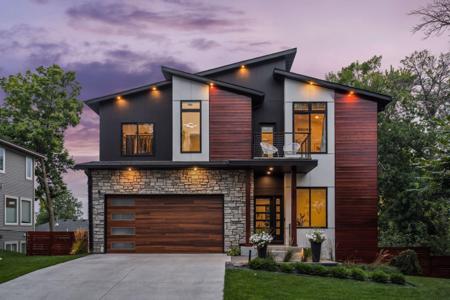 1823 Shorewood Lane