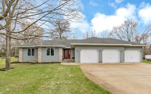 2108 Ridgewood Drive NW