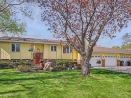 9036 Collins NW