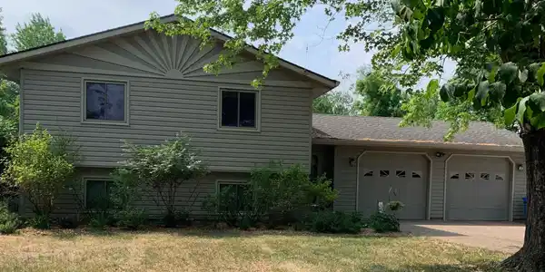 31420 Rum River NE