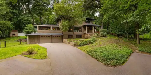 243 Bushaway Road
