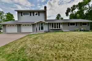 18565 Simonet NW
