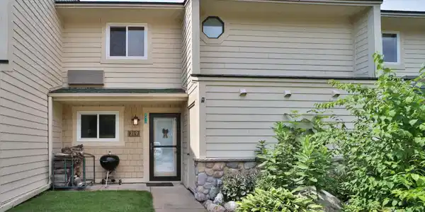 8412 Tuxedo Road