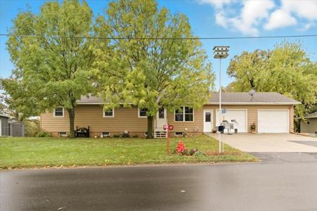 20611 Becker Lake Circle