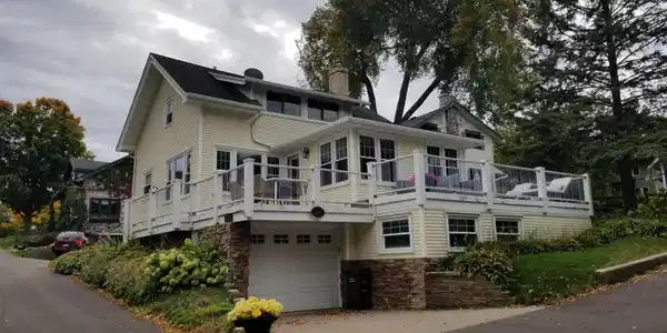 2800 Center Road