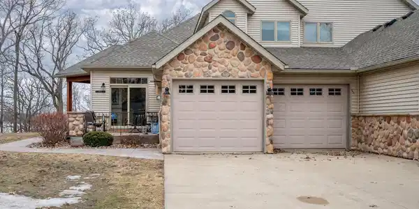 2492 Albion