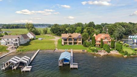 4090 Enchanted Lane