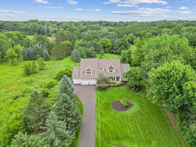 5177 Muir Avenue N