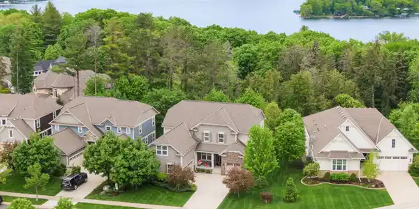 5460 Yellowstone Trail