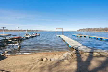 6203 Eagle Lake
