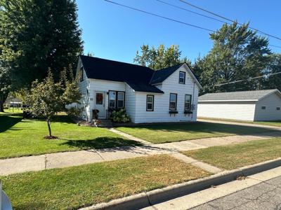 208 4th Street S