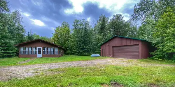 14440 Hart Lake