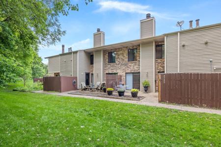 4753 Cedar Lake Road S