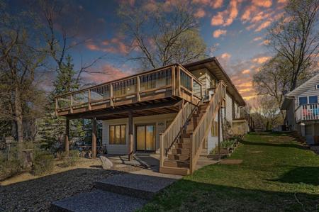 4291 Quaker Trail NE