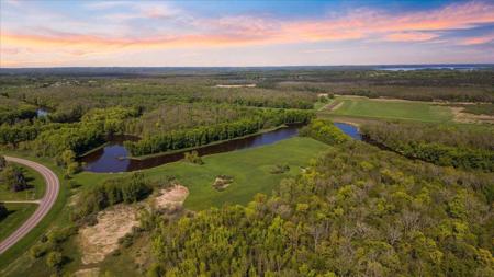 51325 Great River Road
