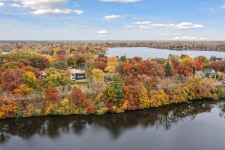 3318 W Owasso Boulevard