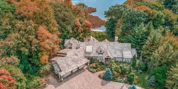 521 N Stream Road