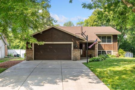 6219 Edgemont N