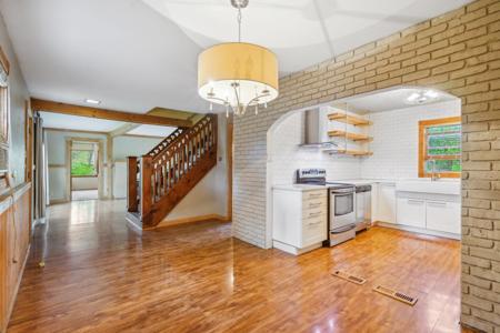 3203 Sycamore SW