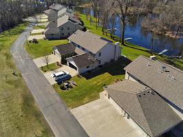 517 W Riverview Drive