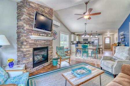 2134 Shady Lane