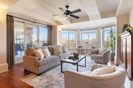 8301 Creekside Circle