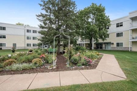 130 Demont E