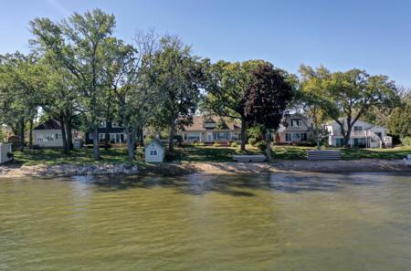 7 S Shore Drive