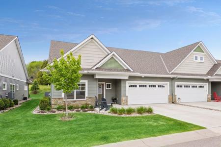 116 Vista Way