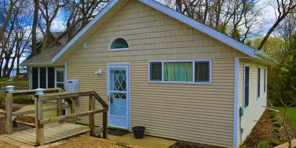 5271 County Road 4 NE