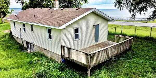 7165 US Highway 169