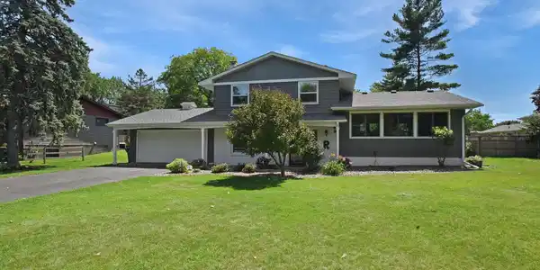 2276 Lakeridge